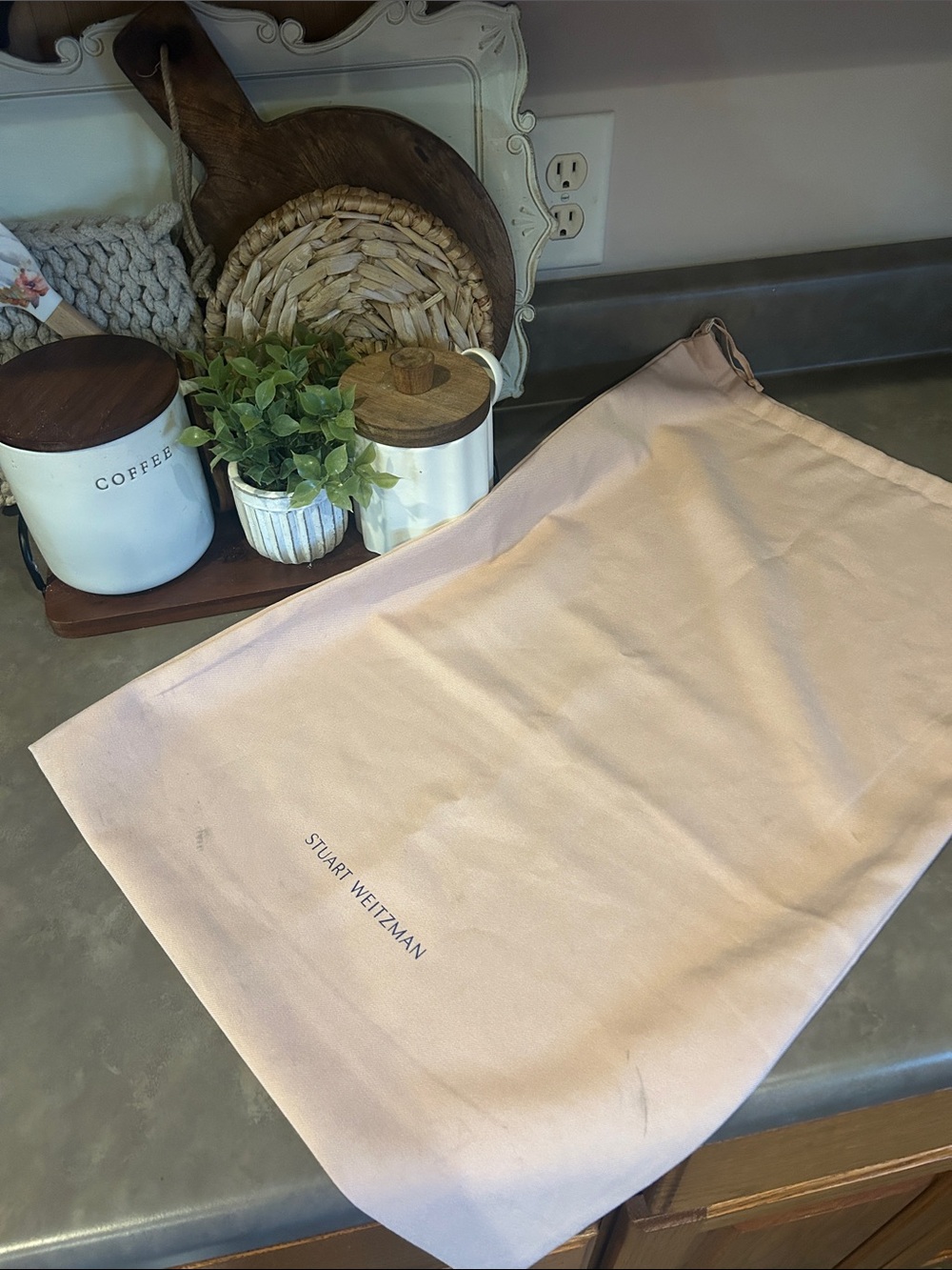 XL Stuart Weitzman Pale Pink blush Drawstring 26”x16.5” Dust Bag